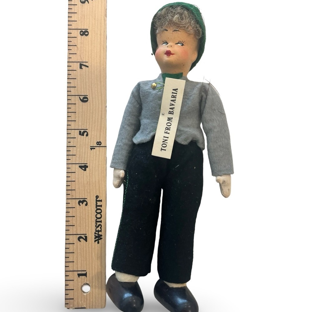 Vintage Bavarian Travel Doll - Picture 3 of 3